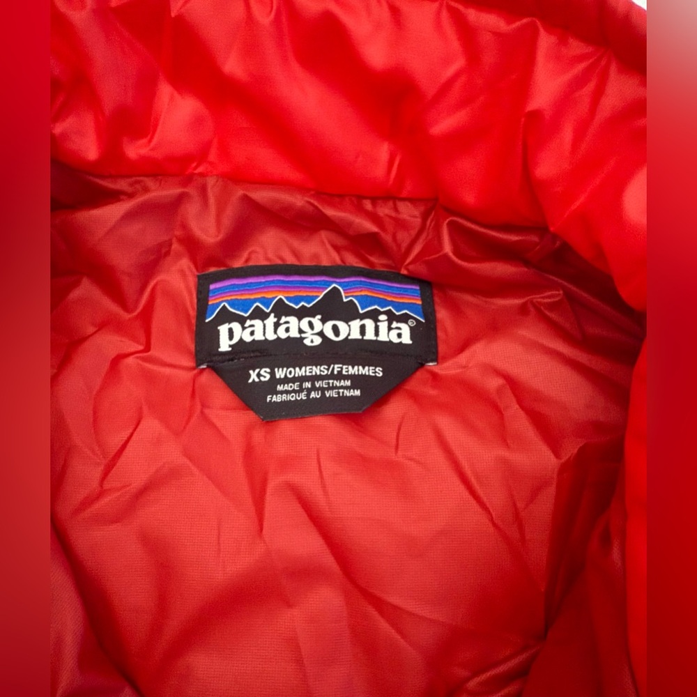 Patagonia Nano Puff Jacket in Catalan Coral Size XS - Picture 2 of 4